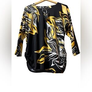 JM Collection Women's Black and Yellow Blouse
Size M JM Collection